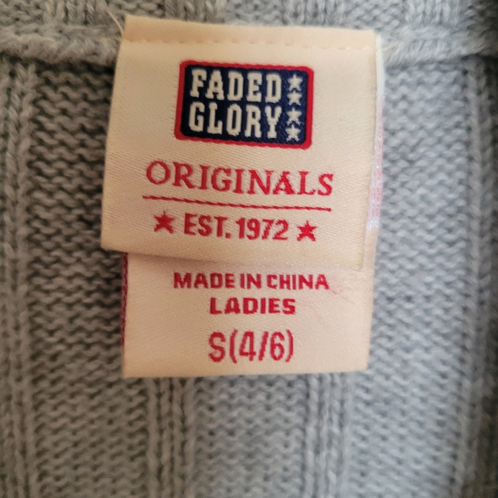 Super Cute Button Down Sweater With Belted Waist - Picture 4 of 7